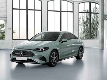 Mercedes-Benz CLA  180 AMG Line 9