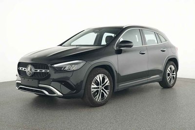 Mercedes-Benz GLA 180 d 10